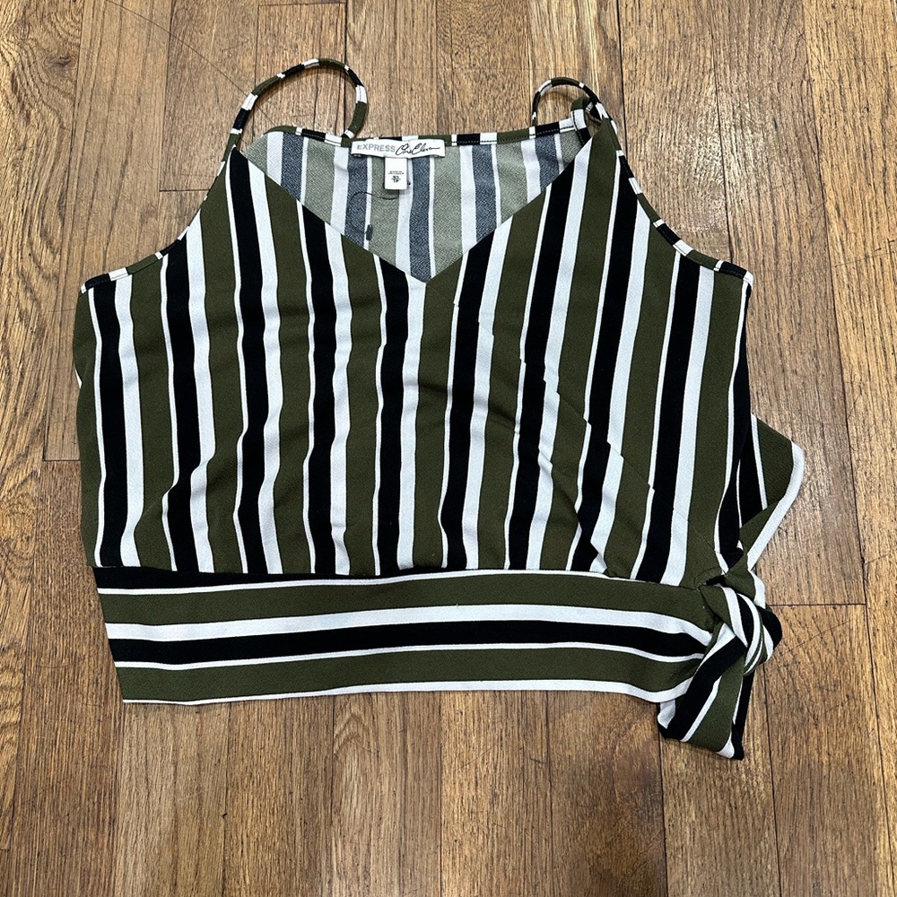 Express Black and White Tie Front Crop Camisole
